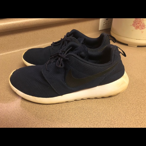 nike roshe one size 12